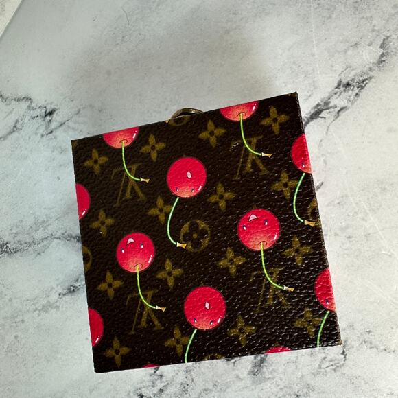 Louis Vuitton Cherry Trunk Case Ring Box Monogram Cerises Mini Vintage Murakami - Picture 10 of 14